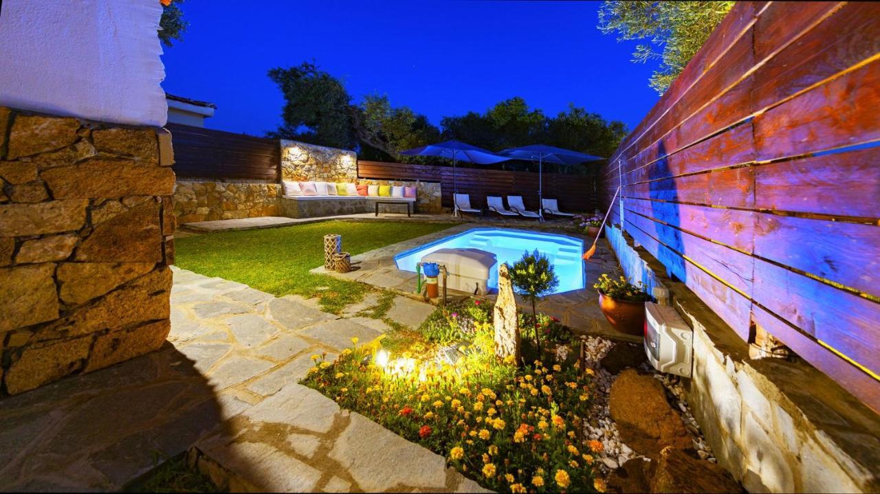 Salonikiou Beach Apartments & Villas Агиос Николаос Екстериор снимка